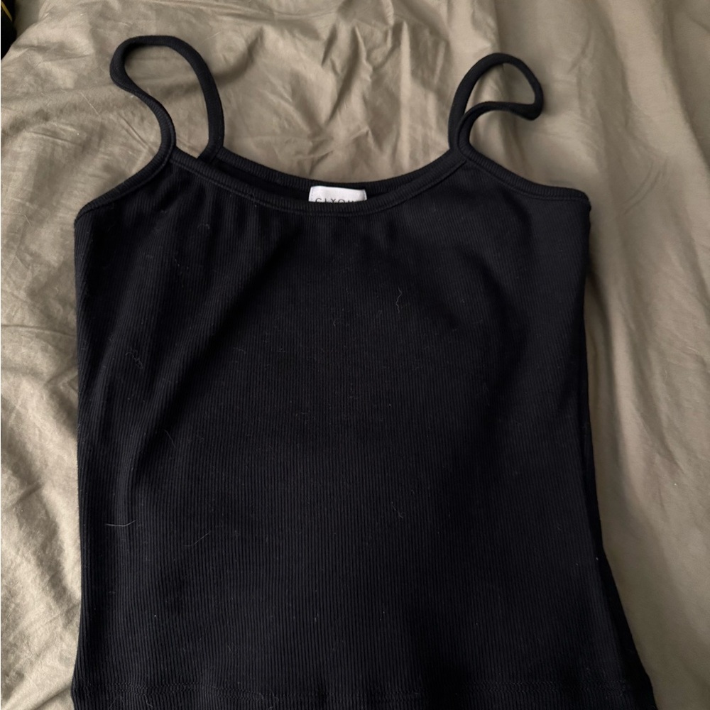 Black Ribbed Crop Top